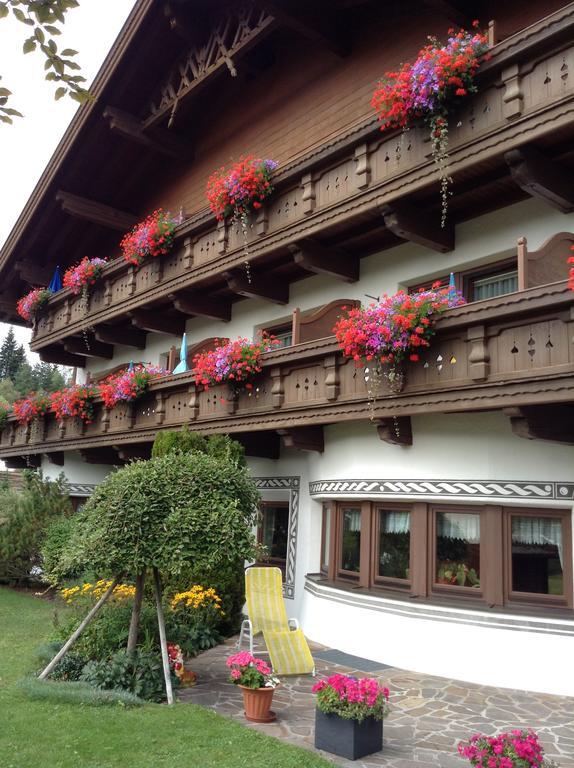 Hotel Garni Almhof เซเฟลด์ อิน ทิโรล ภายนอก รูปภาพ